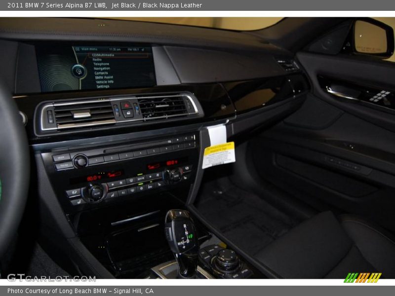Controls of 2011 7 Series Alpina B7 LWB