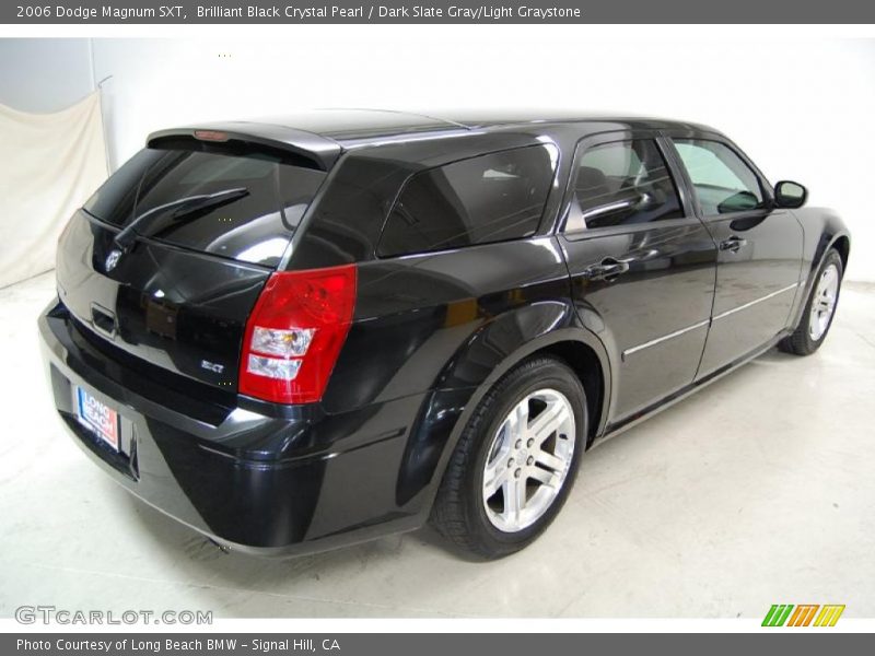 Brilliant Black Crystal Pearl / Dark Slate Gray/Light Graystone 2006 Dodge Magnum SXT