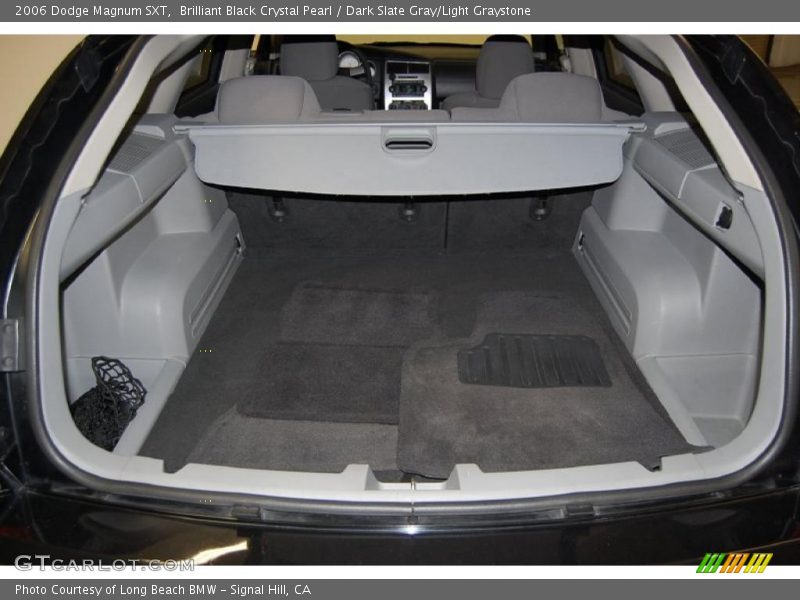 Brilliant Black Crystal Pearl / Dark Slate Gray/Light Graystone 2006 Dodge Magnum SXT