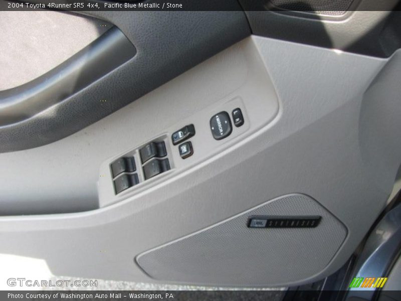 Pacific Blue Metallic / Stone 2004 Toyota 4Runner SR5 4x4