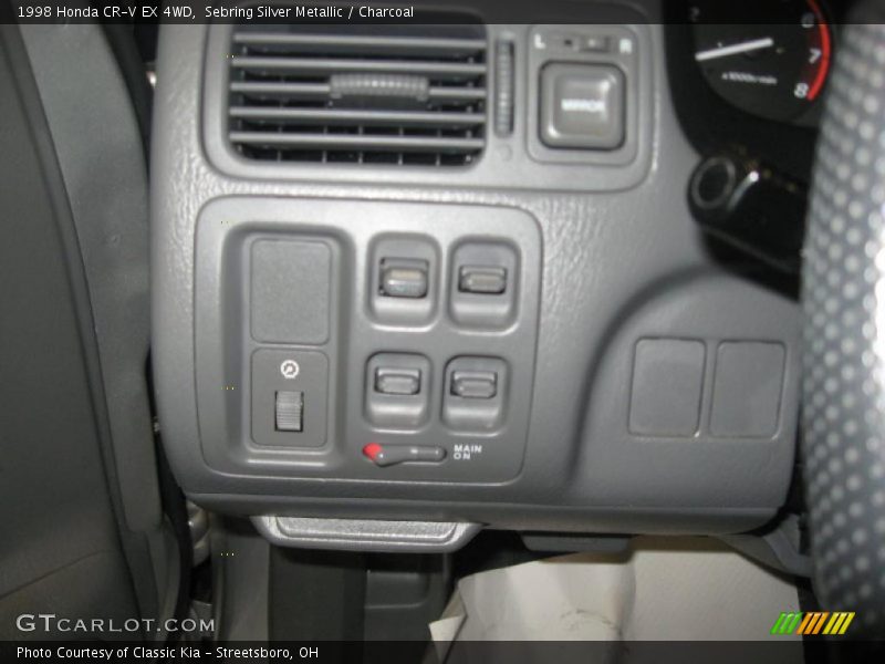 Sebring Silver Metallic / Charcoal 1998 Honda CR-V EX 4WD