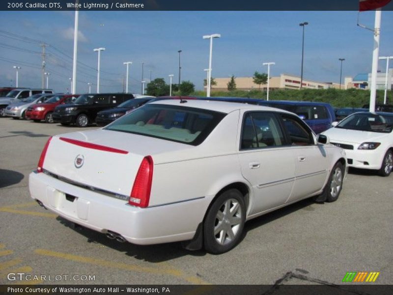 White Lightning / Cashmere 2006 Cadillac DTS