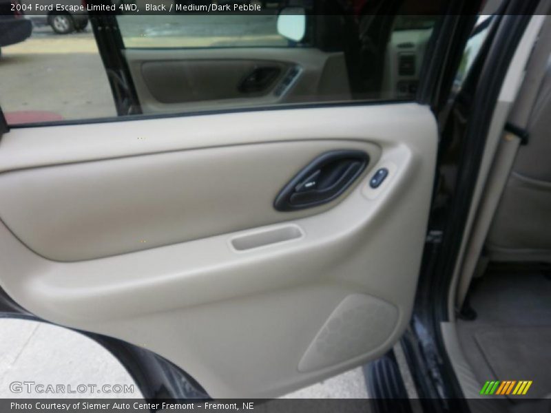 Black / Medium/Dark Pebble 2004 Ford Escape Limited 4WD