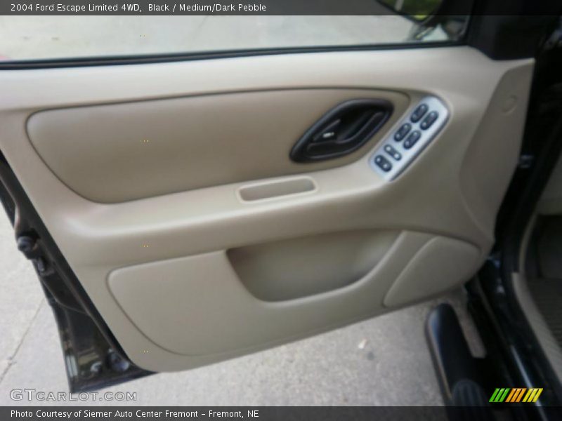 Black / Medium/Dark Pebble 2004 Ford Escape Limited 4WD