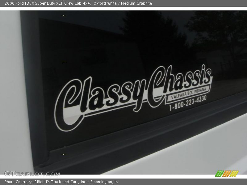 Oxford White / Medium Graphite 2000 Ford F350 Super Duty XLT Crew Cab 4x4