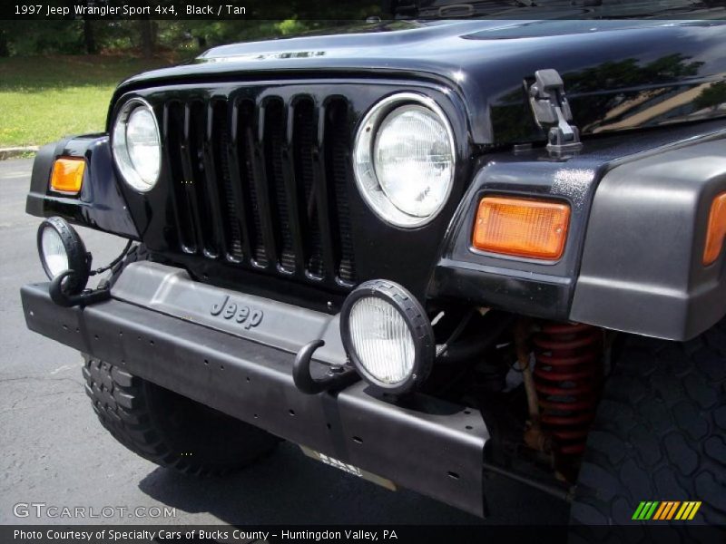 Black / Tan 1997 Jeep Wrangler Sport 4x4