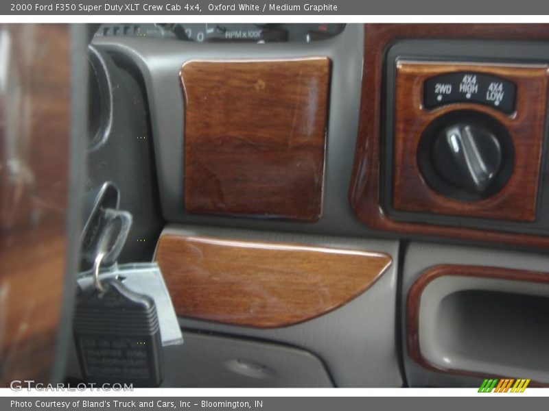 Oxford White / Medium Graphite 2000 Ford F350 Super Duty XLT Crew Cab 4x4