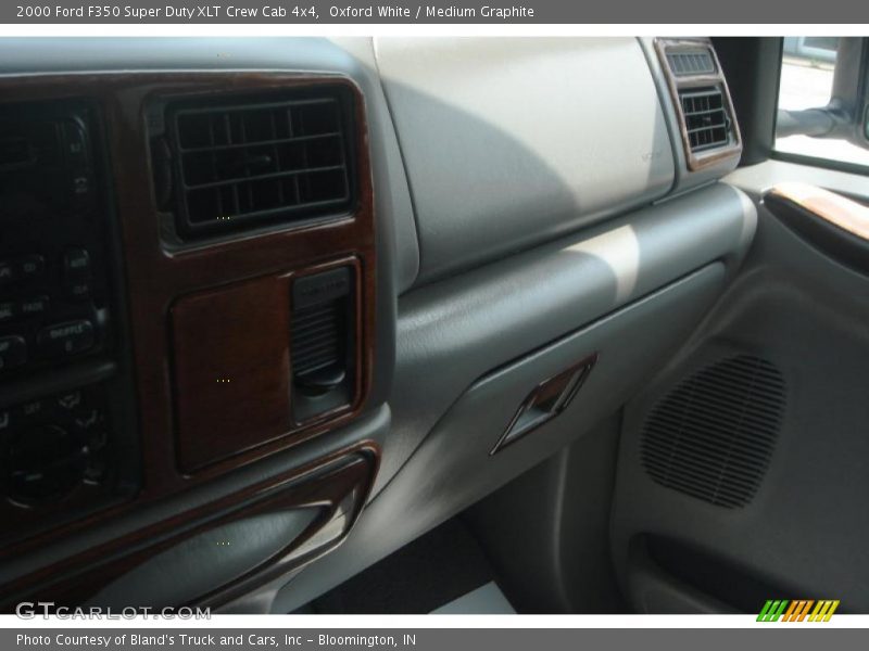 Oxford White / Medium Graphite 2000 Ford F350 Super Duty XLT Crew Cab 4x4