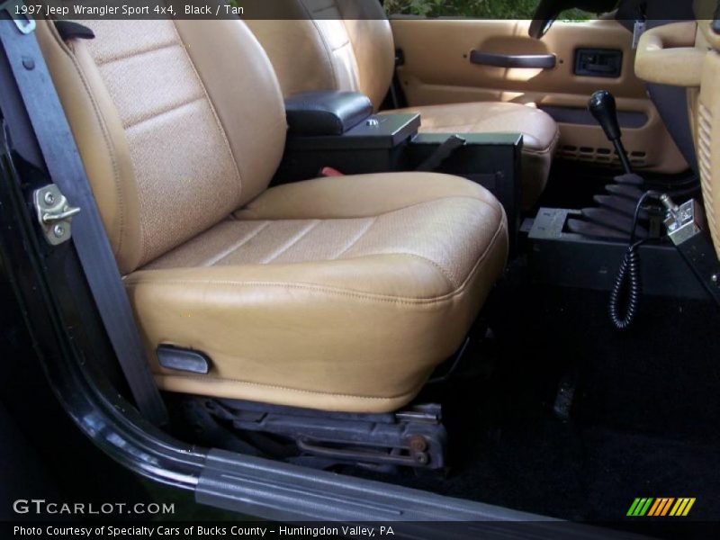 Black / Tan 1997 Jeep Wrangler Sport 4x4