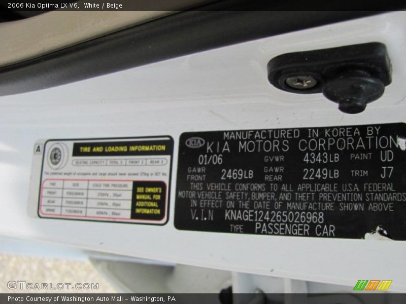 White / Beige 2006 Kia Optima LX V6