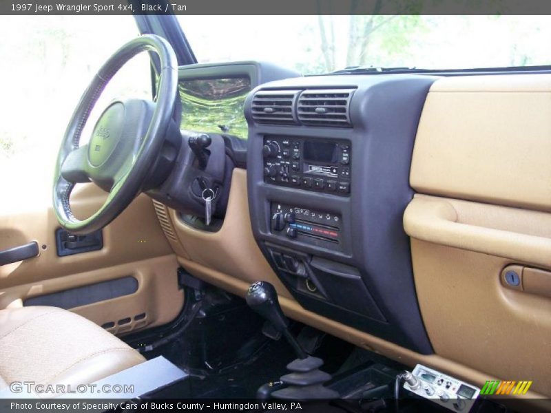 Black / Tan 1997 Jeep Wrangler Sport 4x4
