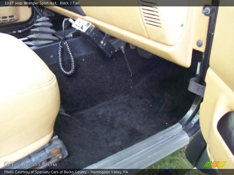 Black / Tan 1997 Jeep Wrangler Sport 4x4