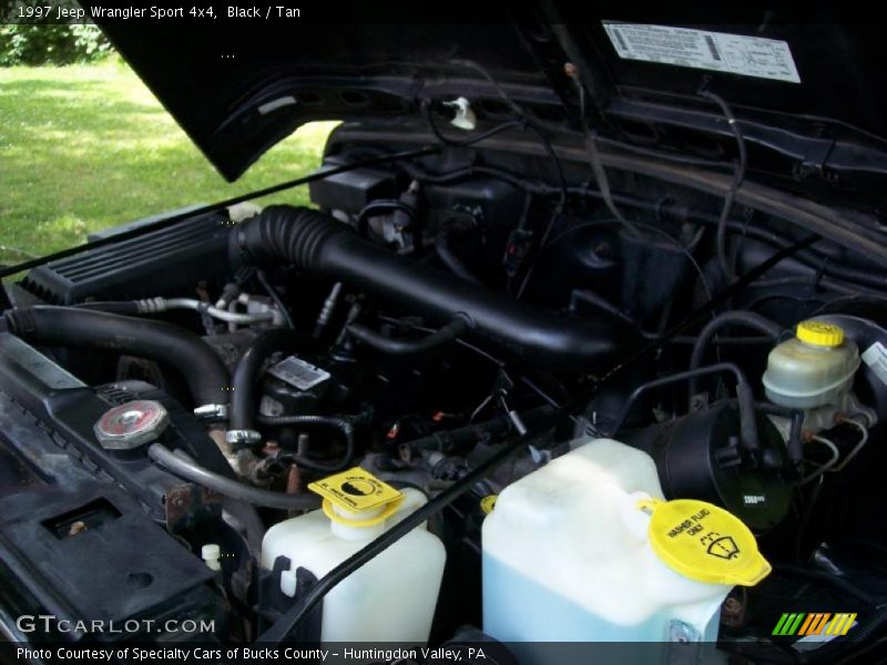 Black / Tan 1997 Jeep Wrangler Sport 4x4