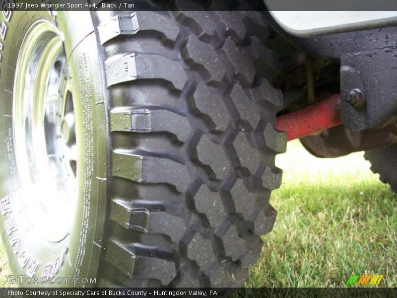 Black / Tan 1997 Jeep Wrangler Sport 4x4