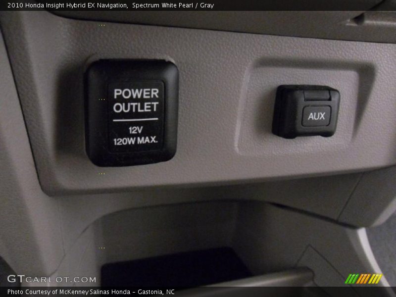Spectrum White Pearl / Gray 2010 Honda Insight Hybrid EX Navigation