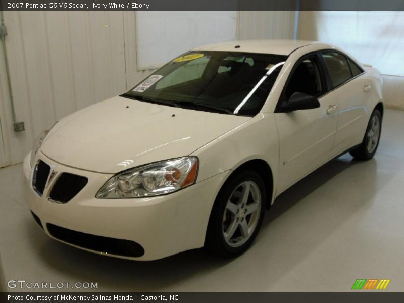 Ivory White / Ebony 2007 Pontiac G6 V6 Sedan