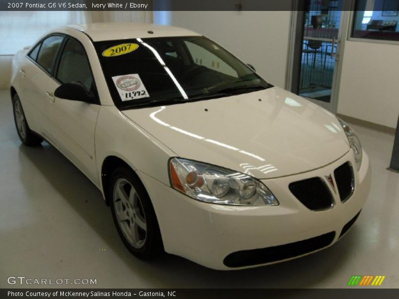 Ivory White / Ebony 2007 Pontiac G6 V6 Sedan