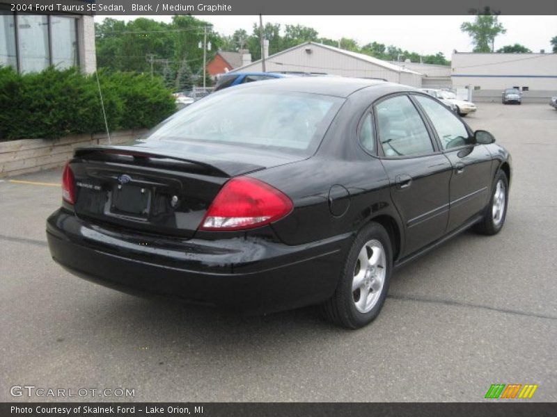 Black / Medium Graphite 2004 Ford Taurus SE Sedan
