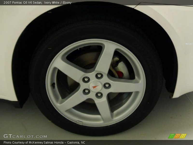 Ivory White / Ebony 2007 Pontiac G6 V6 Sedan