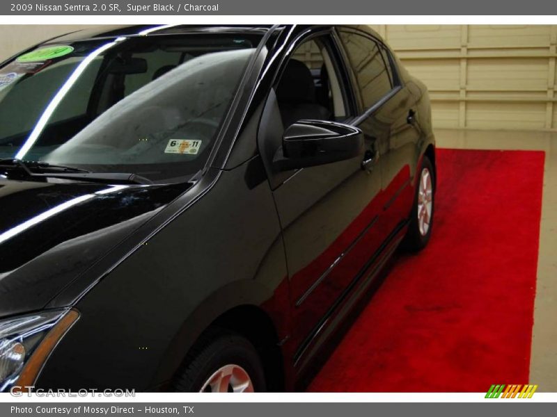 Super Black / Charcoal 2009 Nissan Sentra 2.0 SR