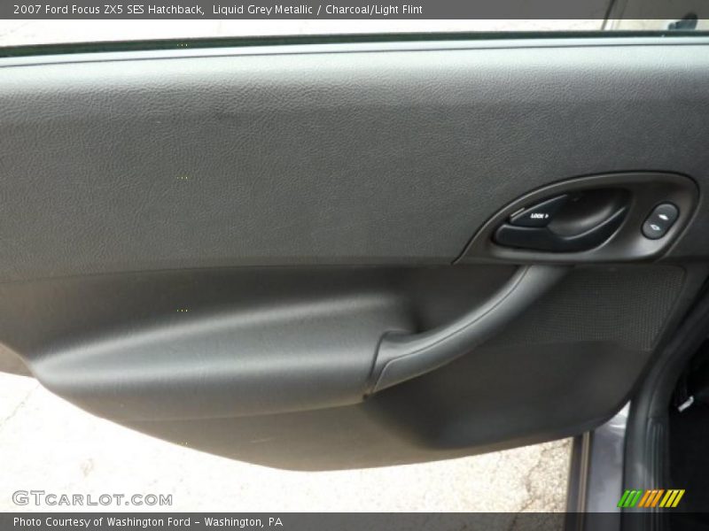 Liquid Grey Metallic / Charcoal/Light Flint 2007 Ford Focus ZX5 SES Hatchback