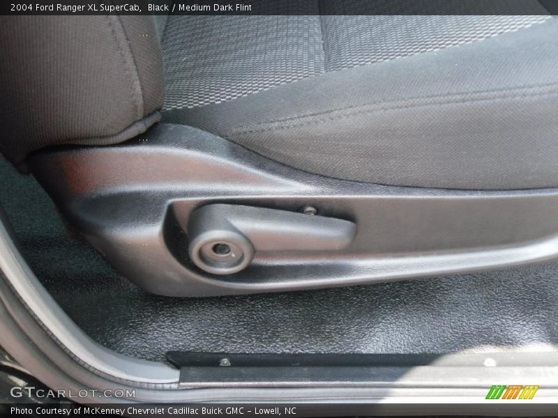 Black / Medium Dark Flint 2004 Ford Ranger XL SuperCab