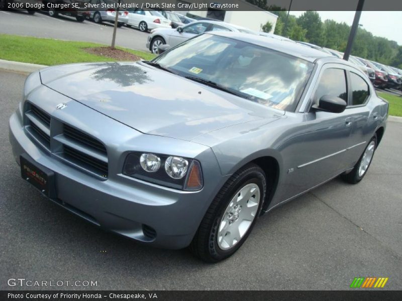 Silver Steel Metallic / Dark Slate Gray/Light Graystone 2006 Dodge Charger SE