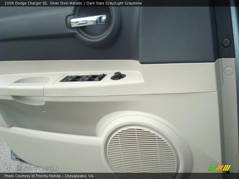 Silver Steel Metallic / Dark Slate Gray/Light Graystone 2006 Dodge Charger SE