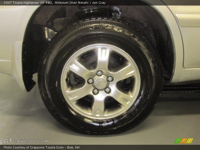Millenium Silver Metallic / Ash Gray 2007 Toyota Highlander V6 4WD