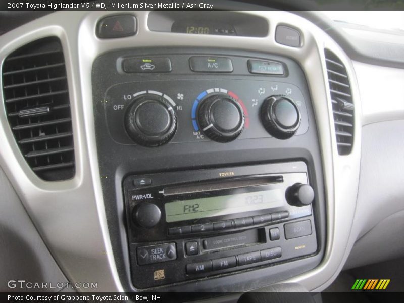 Millenium Silver Metallic / Ash Gray 2007 Toyota Highlander V6 4WD