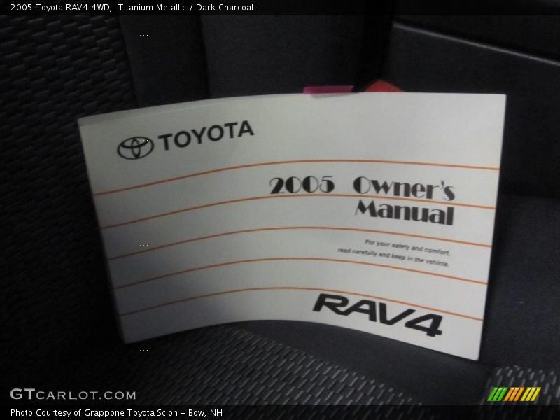 Titanium Metallic / Dark Charcoal 2005 Toyota RAV4 4WD