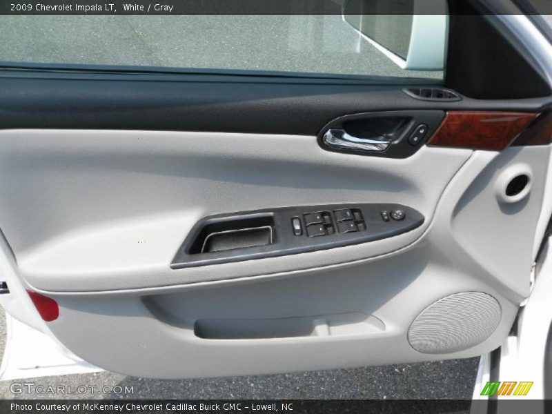 White / Gray 2009 Chevrolet Impala LT