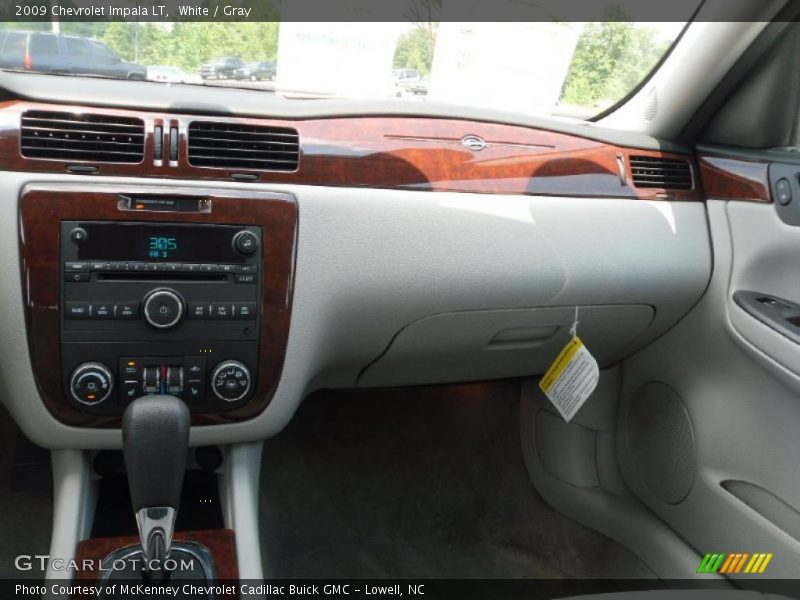 White / Gray 2009 Chevrolet Impala LT