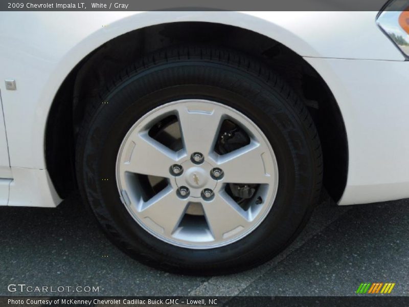 White / Gray 2009 Chevrolet Impala LT