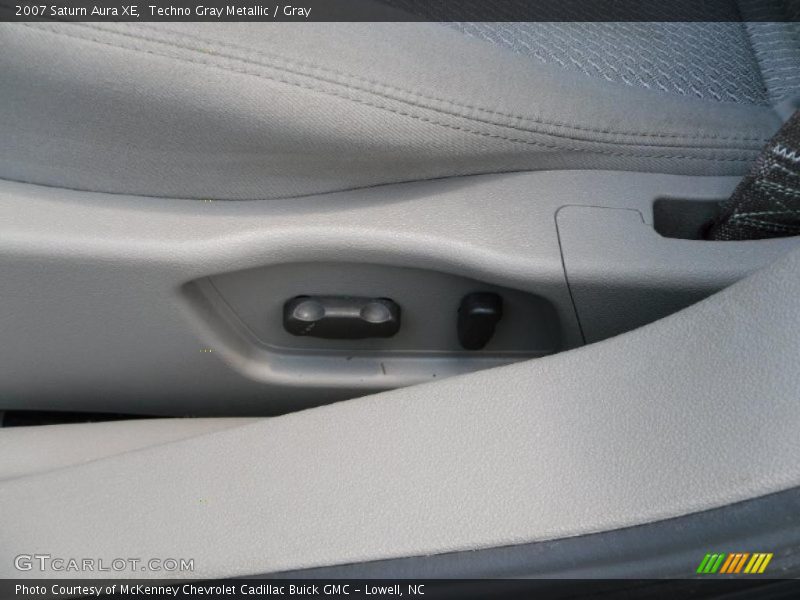 Techno Gray Metallic / Gray 2007 Saturn Aura XE