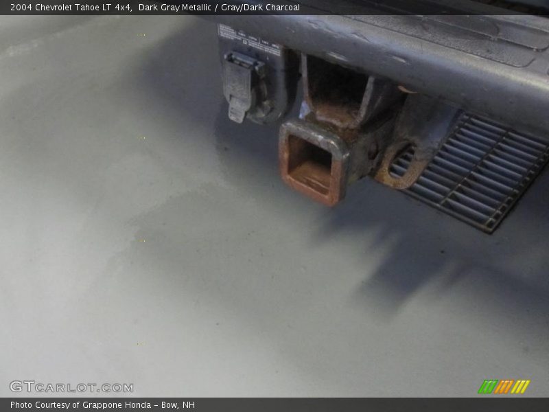 Dark Gray Metallic / Gray/Dark Charcoal 2004 Chevrolet Tahoe LT 4x4