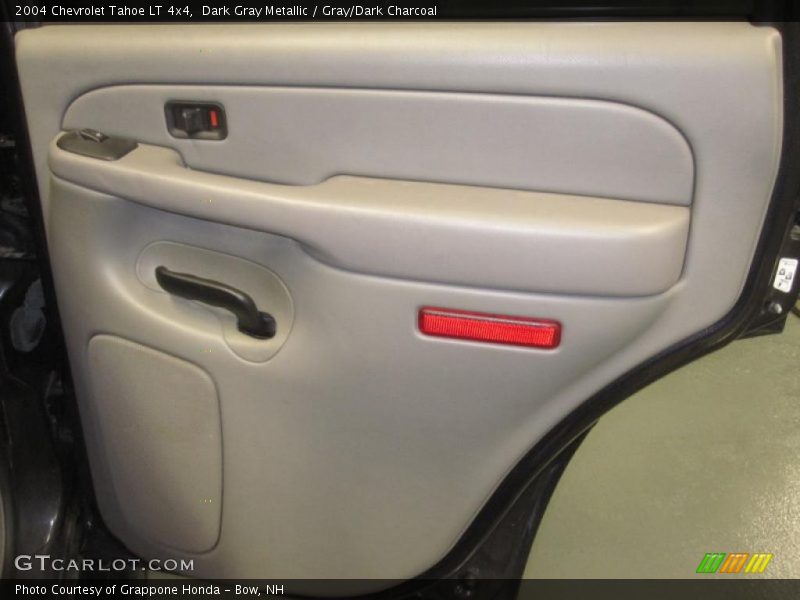 Dark Gray Metallic / Gray/Dark Charcoal 2004 Chevrolet Tahoe LT 4x4