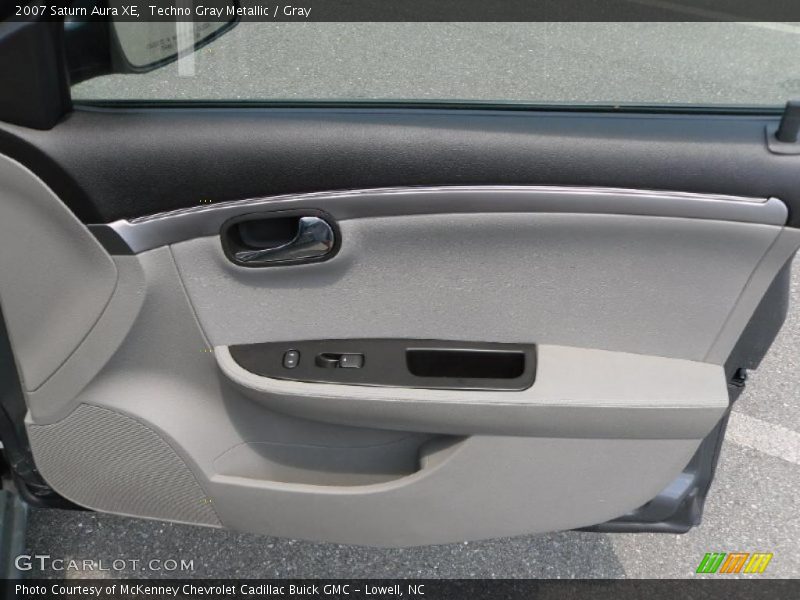 Techno Gray Metallic / Gray 2007 Saturn Aura XE