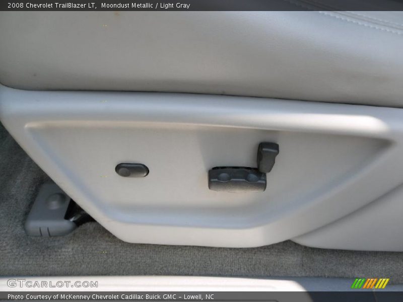 Moondust Metallic / Light Gray 2008 Chevrolet TrailBlazer LT