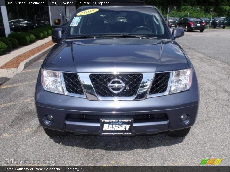 Silverton Blue Pearl / Graphite 2005 Nissan Pathfinder SE 4x4