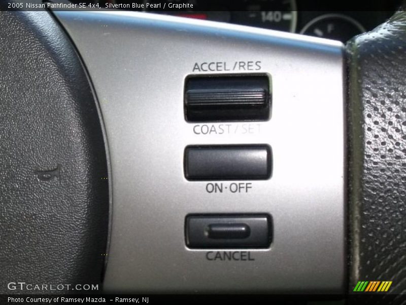 Silverton Blue Pearl / Graphite 2005 Nissan Pathfinder SE 4x4