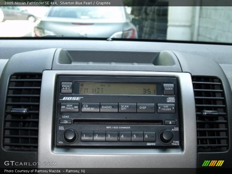 Silverton Blue Pearl / Graphite 2005 Nissan Pathfinder SE 4x4