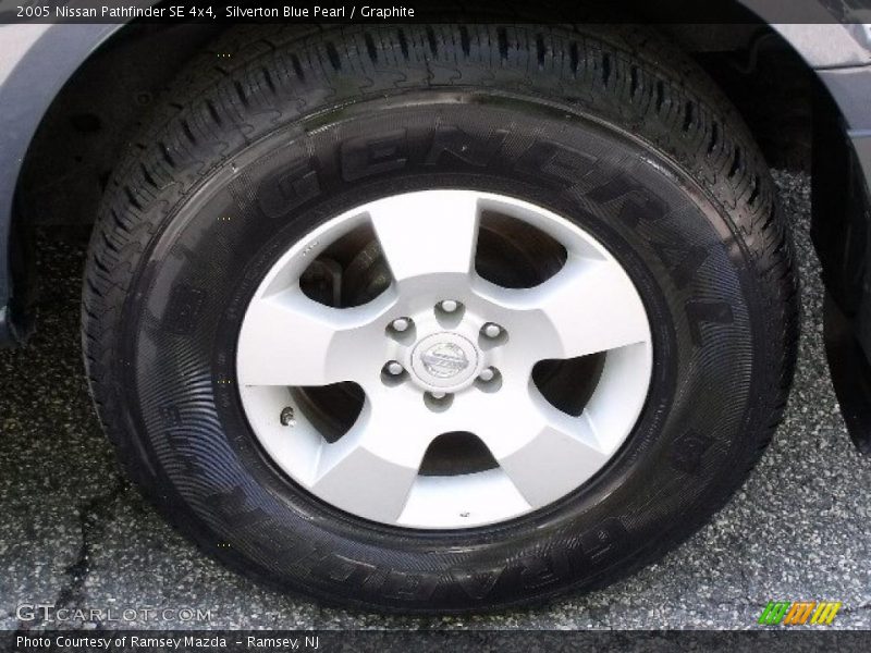 Silverton Blue Pearl / Graphite 2005 Nissan Pathfinder SE 4x4