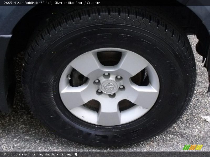 Silverton Blue Pearl / Graphite 2005 Nissan Pathfinder SE 4x4