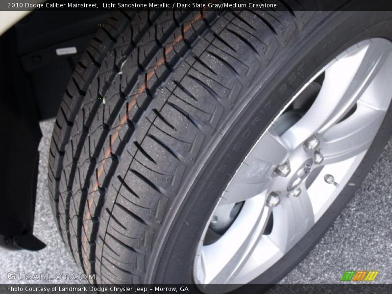Light Sandstone Metallic / Dark Slate Gray/Medium Graystone 2010 Dodge Caliber Mainstreet