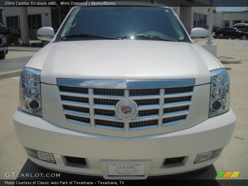 White Diamond / Ebony/Ebony 2009 Cadillac Escalade AWD