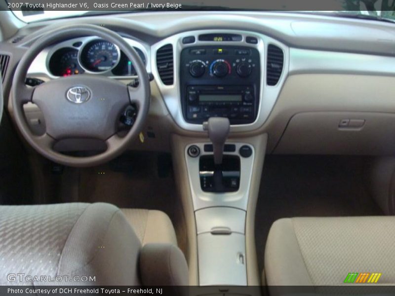Oasis Green Pearl / Ivory Beige 2007 Toyota Highlander V6