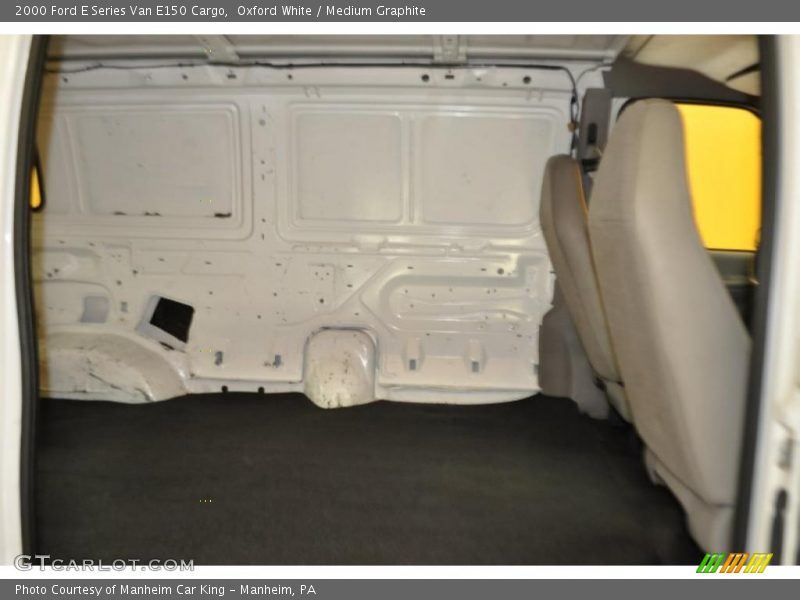 Oxford White / Medium Graphite 2000 Ford E Series Van E150 Cargo