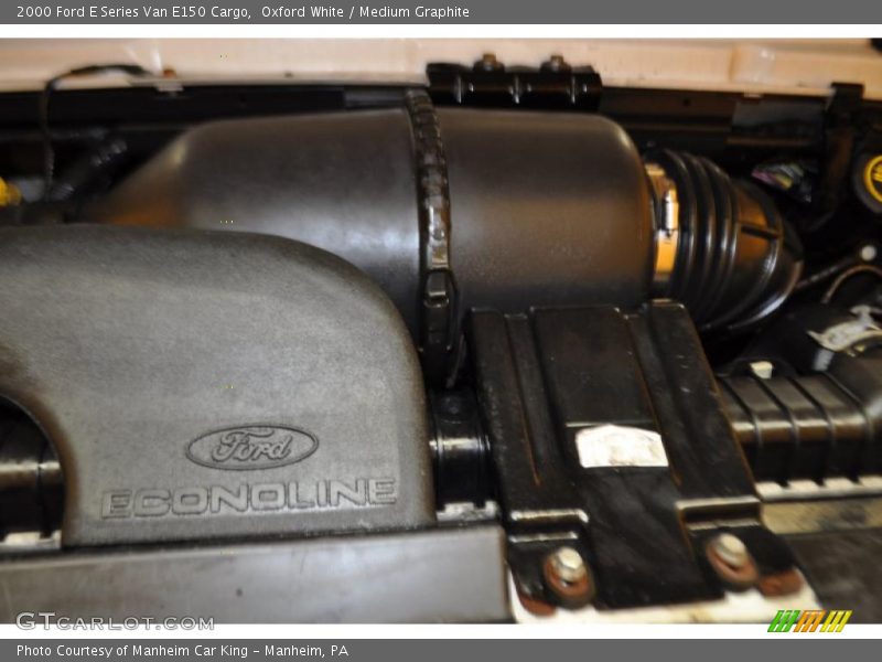 Oxford White / Medium Graphite 2000 Ford E Series Van E150 Cargo