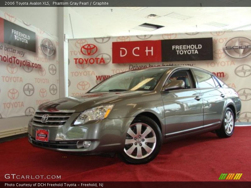 Phantom Gray Pearl / Graphite 2006 Toyota Avalon XLS